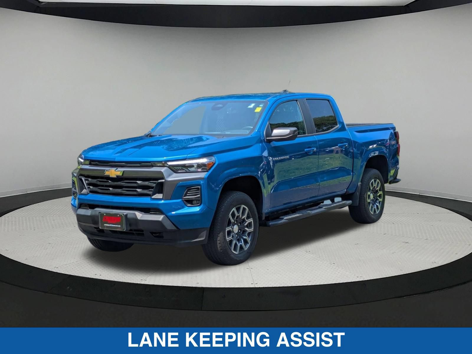 Used 2023 Chevrolet Colorado LT w/ LT Convenience Package III AWD/4WD image 8