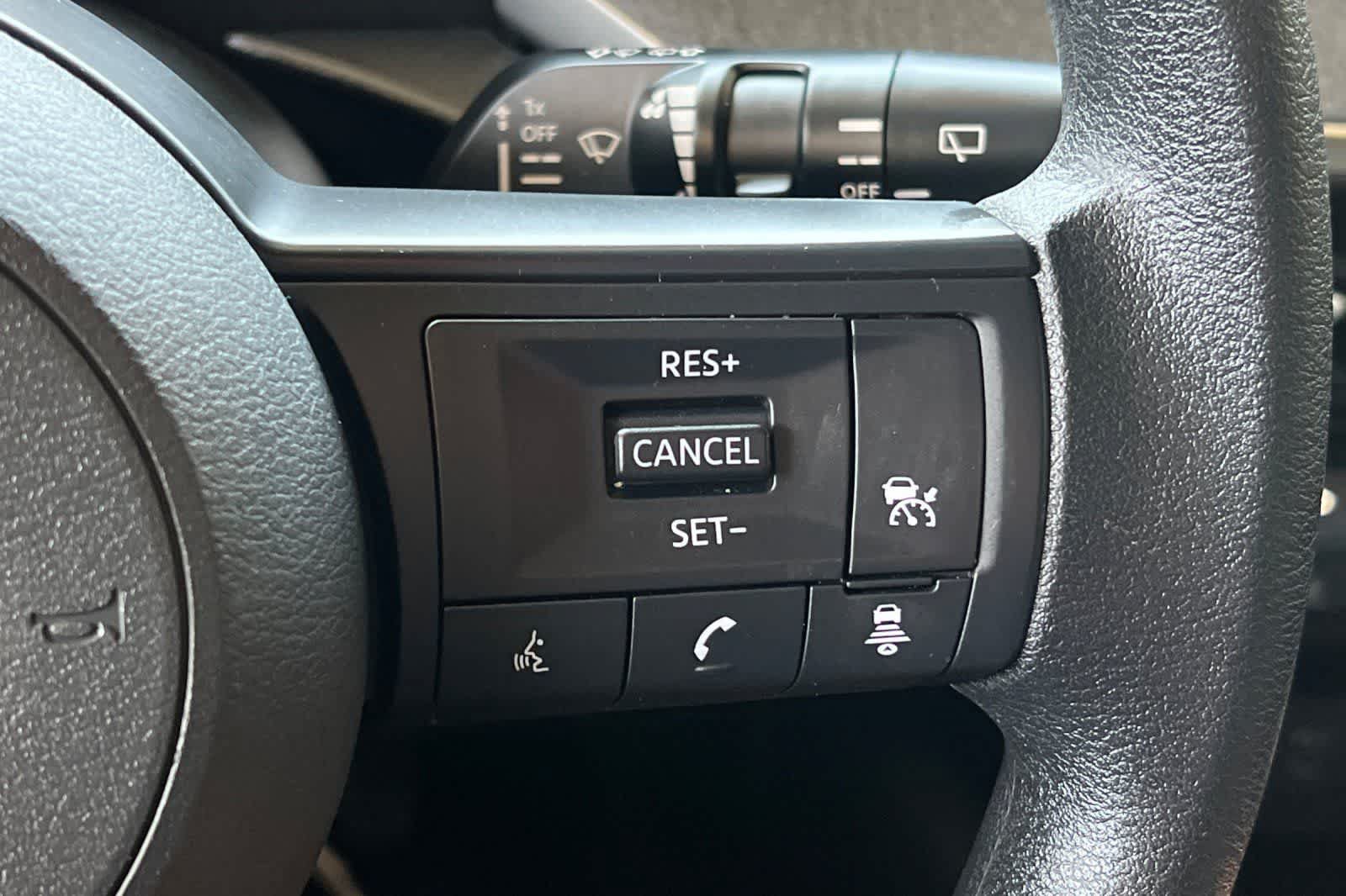 Certified 2026 Nissan Kicks SV FWD image 28