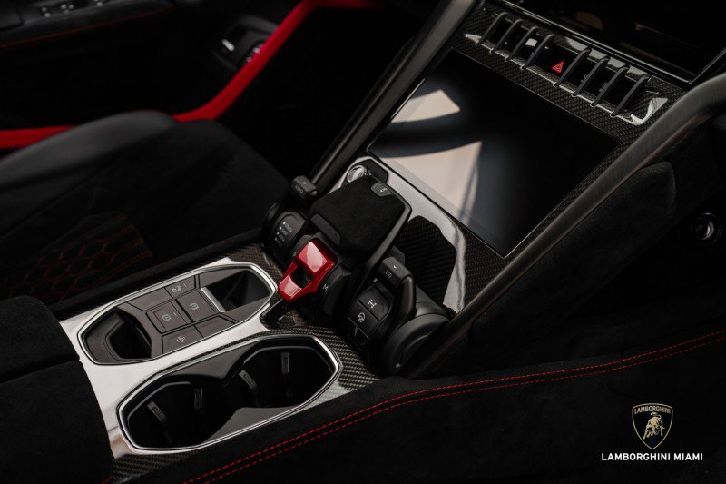 Used 2023 Lamborghini Urus Performante image 53