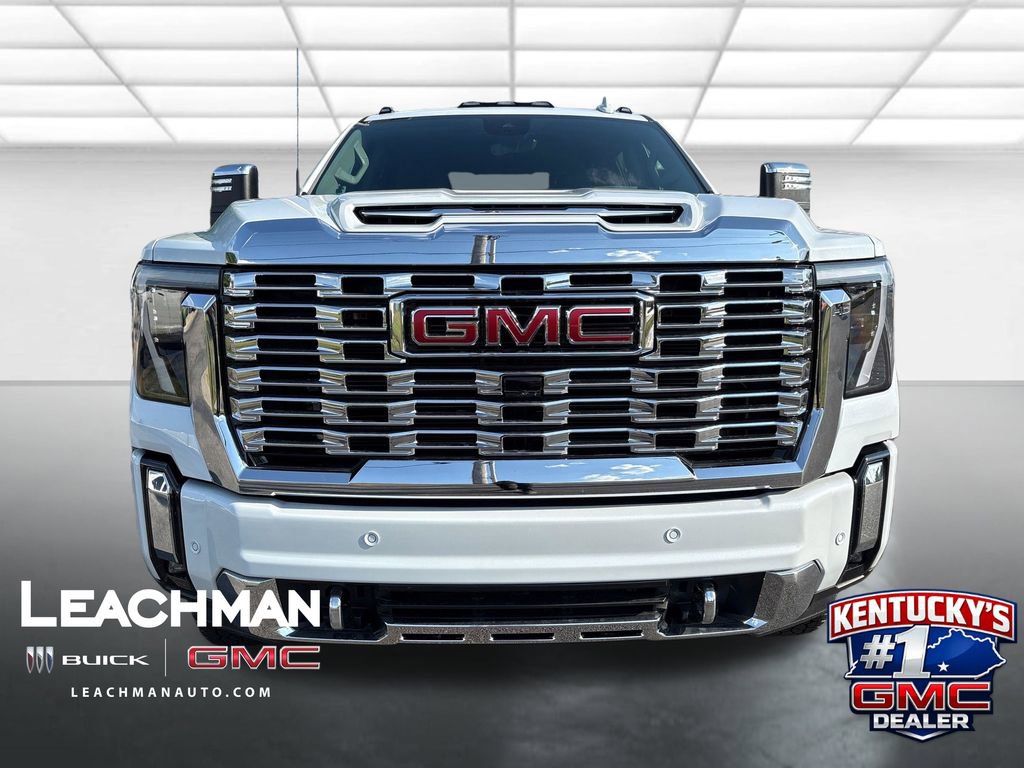 New 2026 GMC Sierra 2500 Denali w/ Denali Reserve Package AWD/4WD image 8