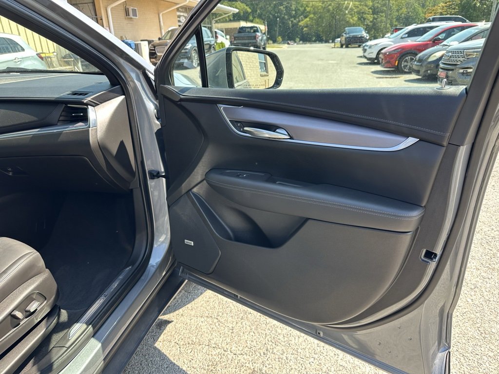 Used 2021 Cadillac XT5 Luxury image 15