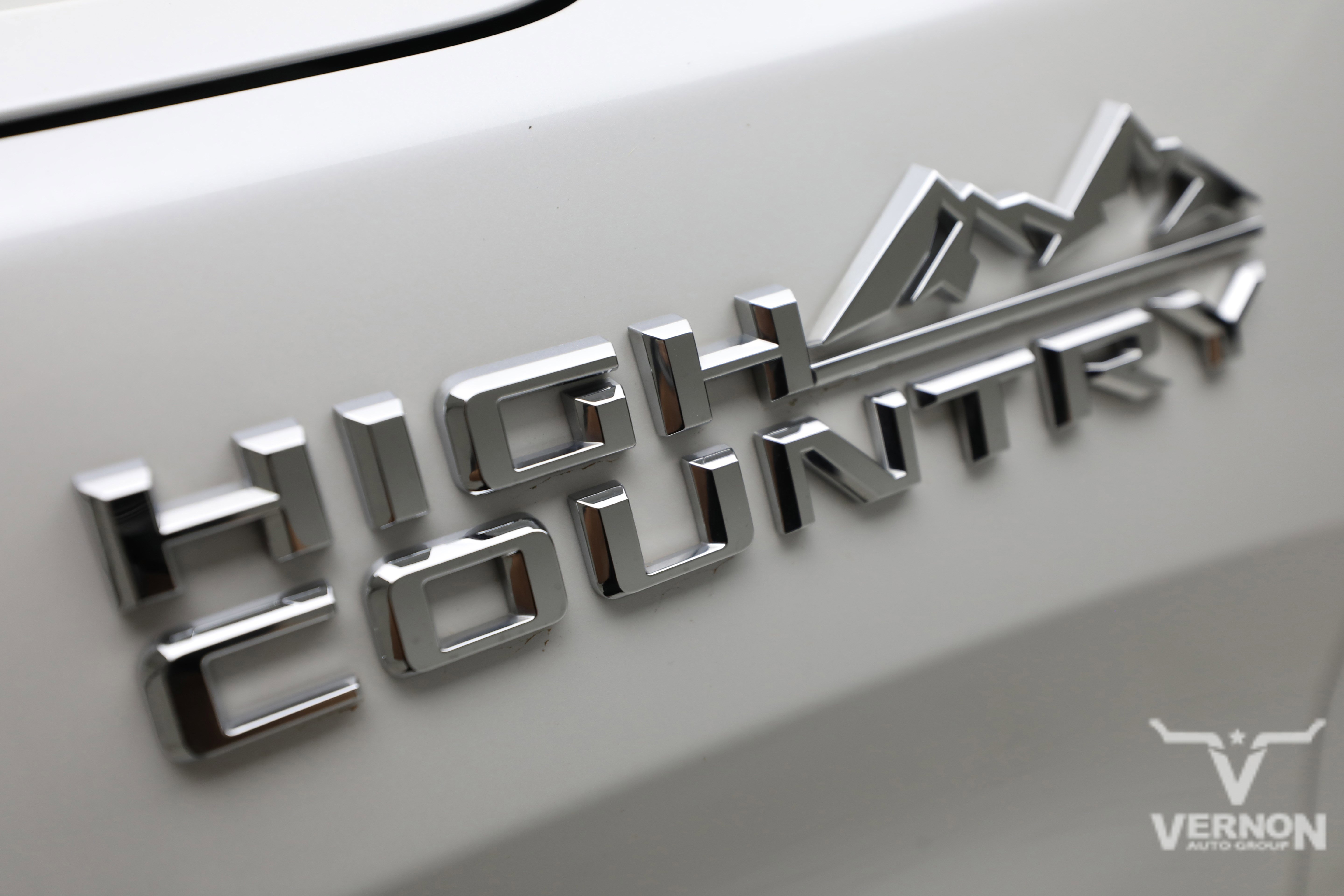 Used 2021 Chevrolet Silverado 1500 High Country w/ Z71 Off-Road Package image 11