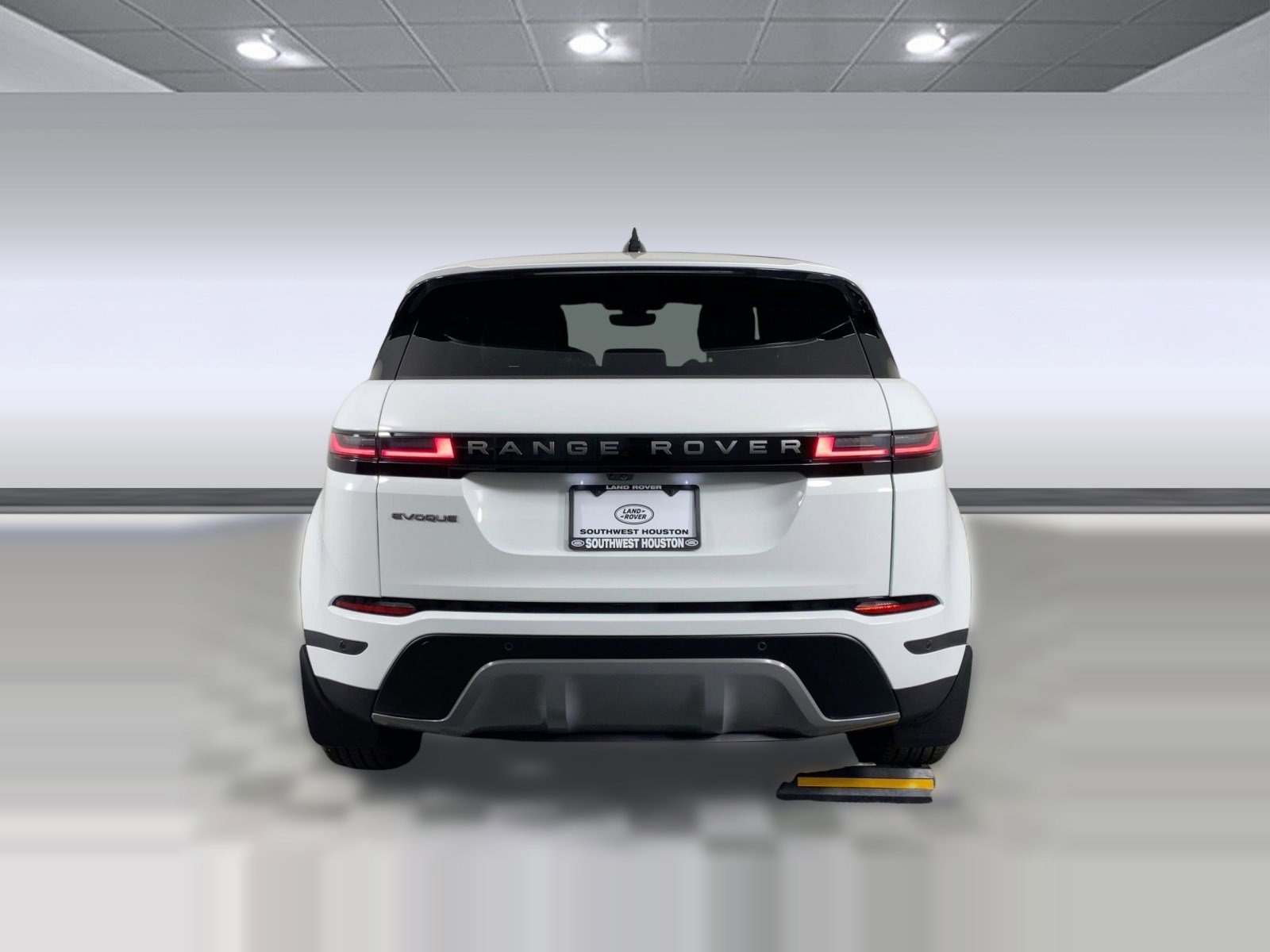 Used 2026 Land Rover Range Rover Evoque S AWD/4WD image 9