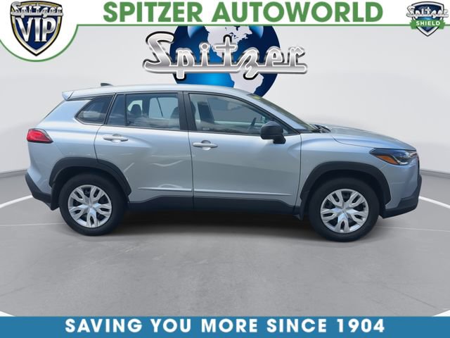 Used 2022 Toyota Corolla Cross L AWD/4WD image 10
