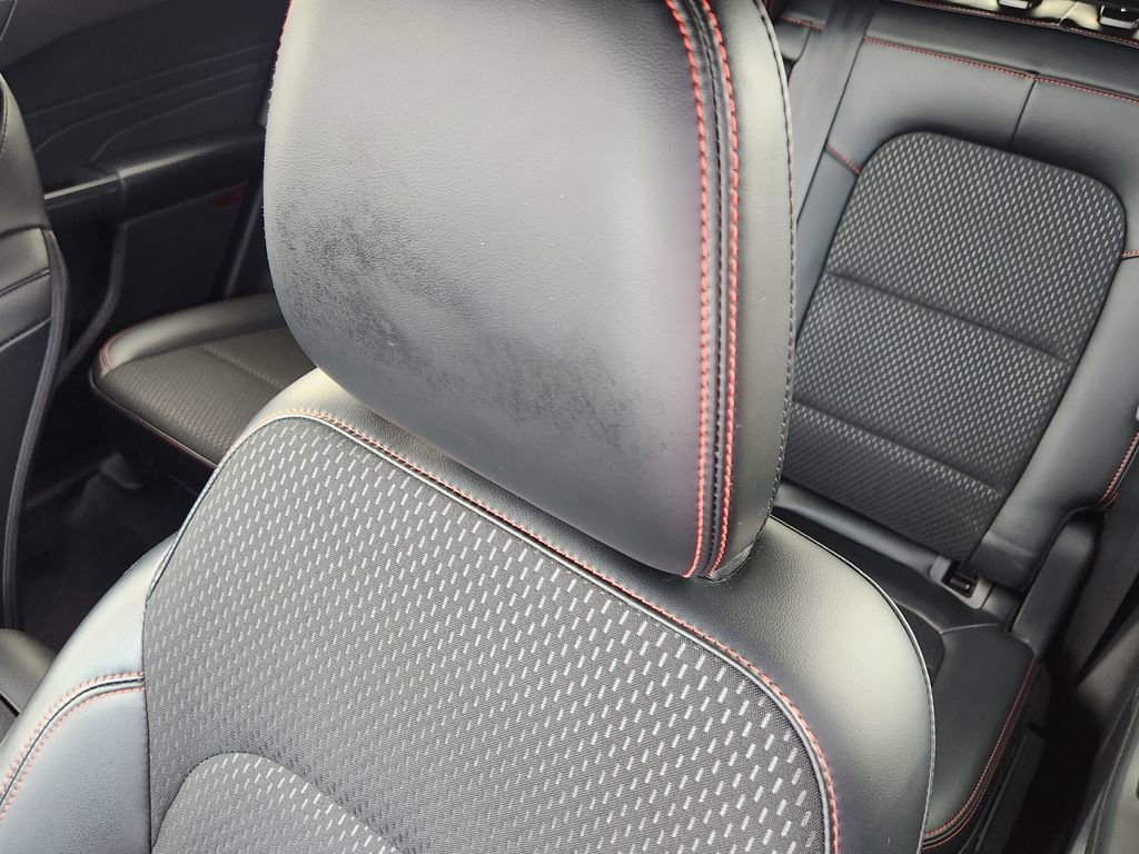 Used 2025 Ford Escape ST-Line Select image 5