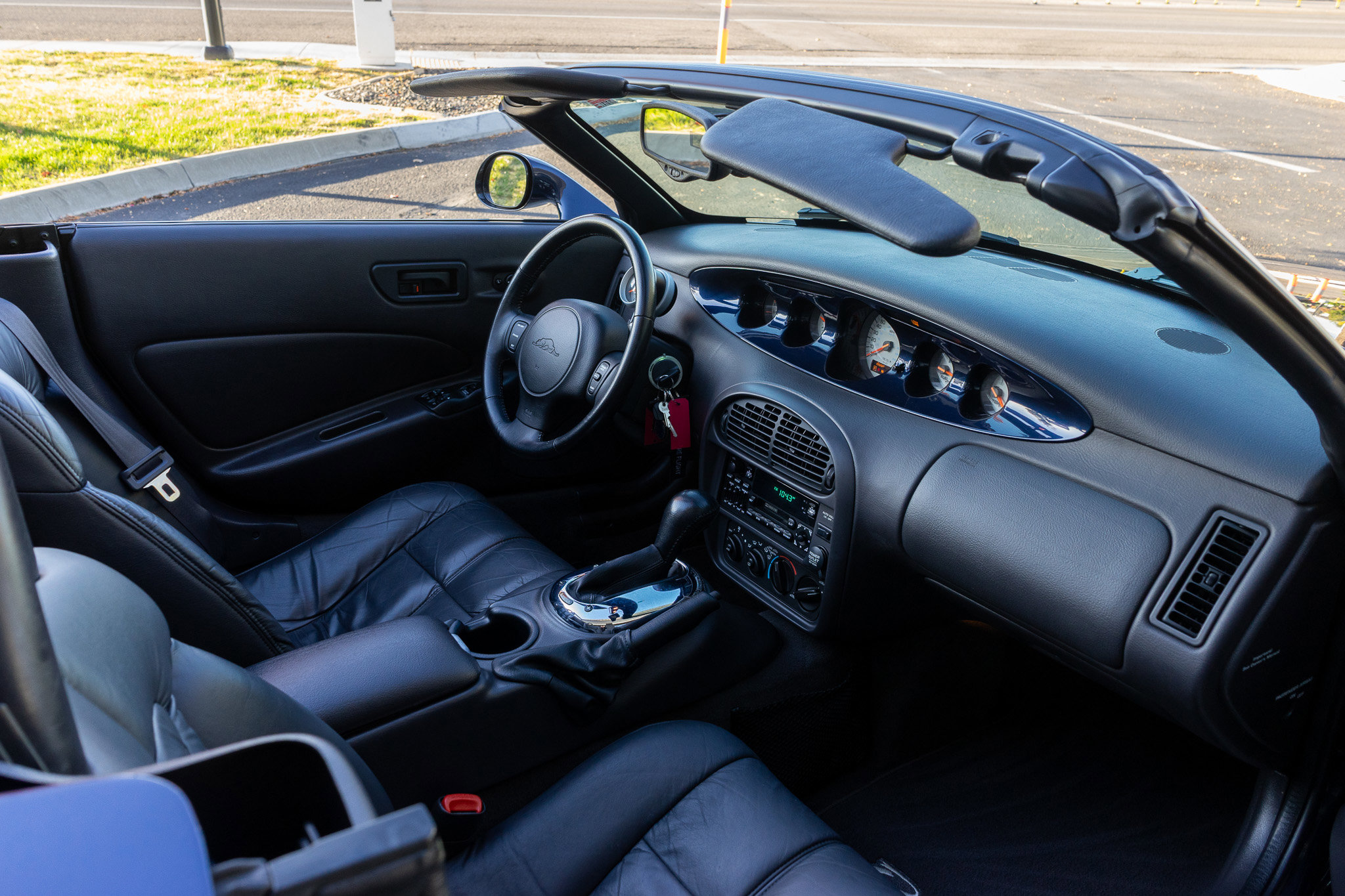 Used 2001 Chrysler Prowler image 8