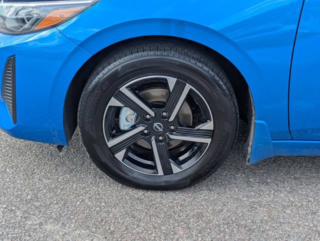 Used 2025 Nissan Sentra SV FWD image 10
