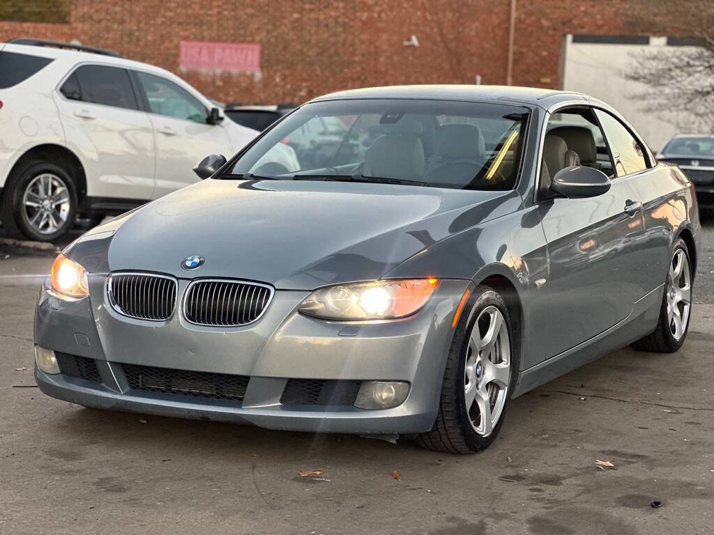 Used 2007 BMW 328i Convertible image 4