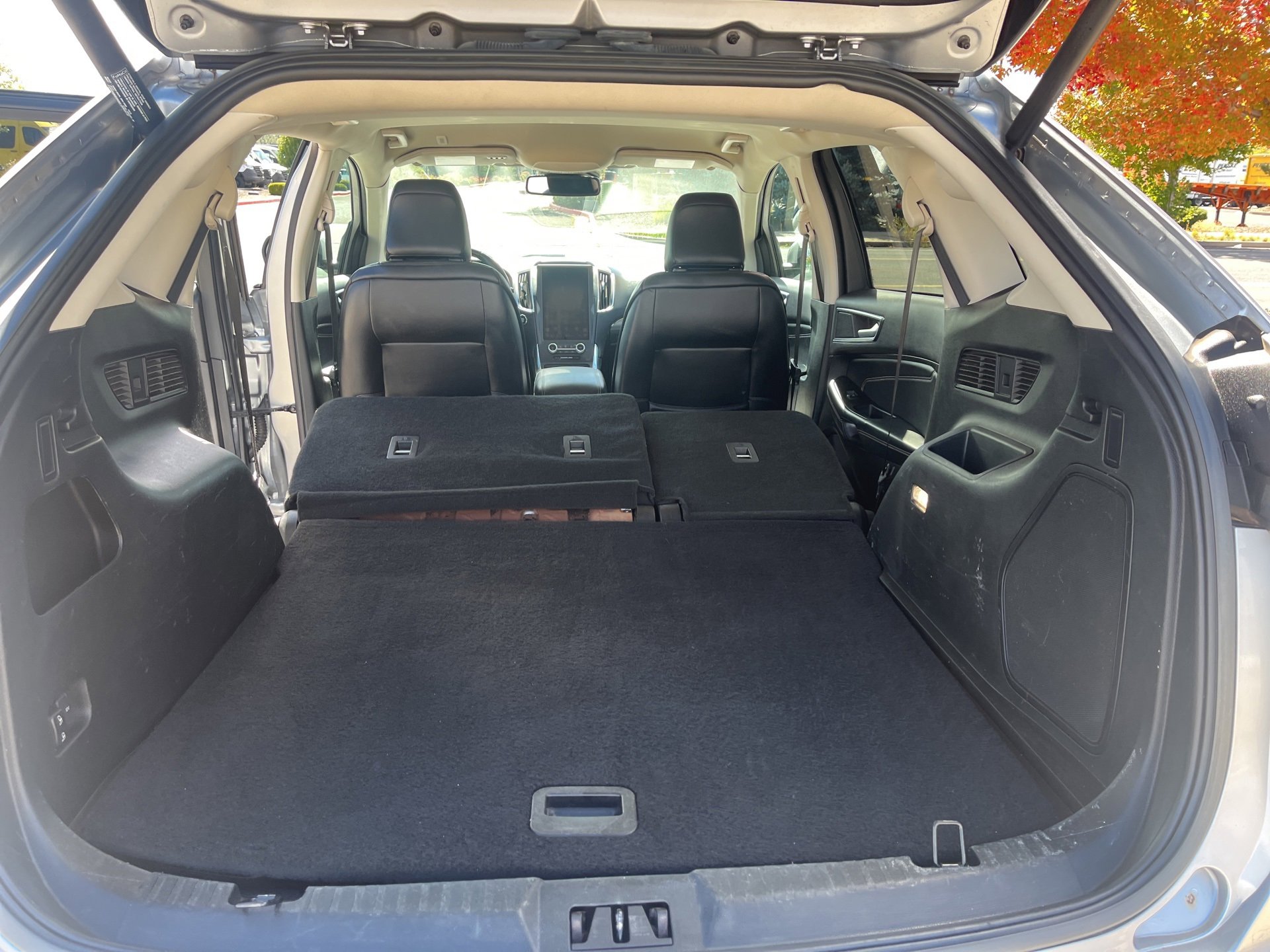Used 2022 Ford Edge Titanium image 16