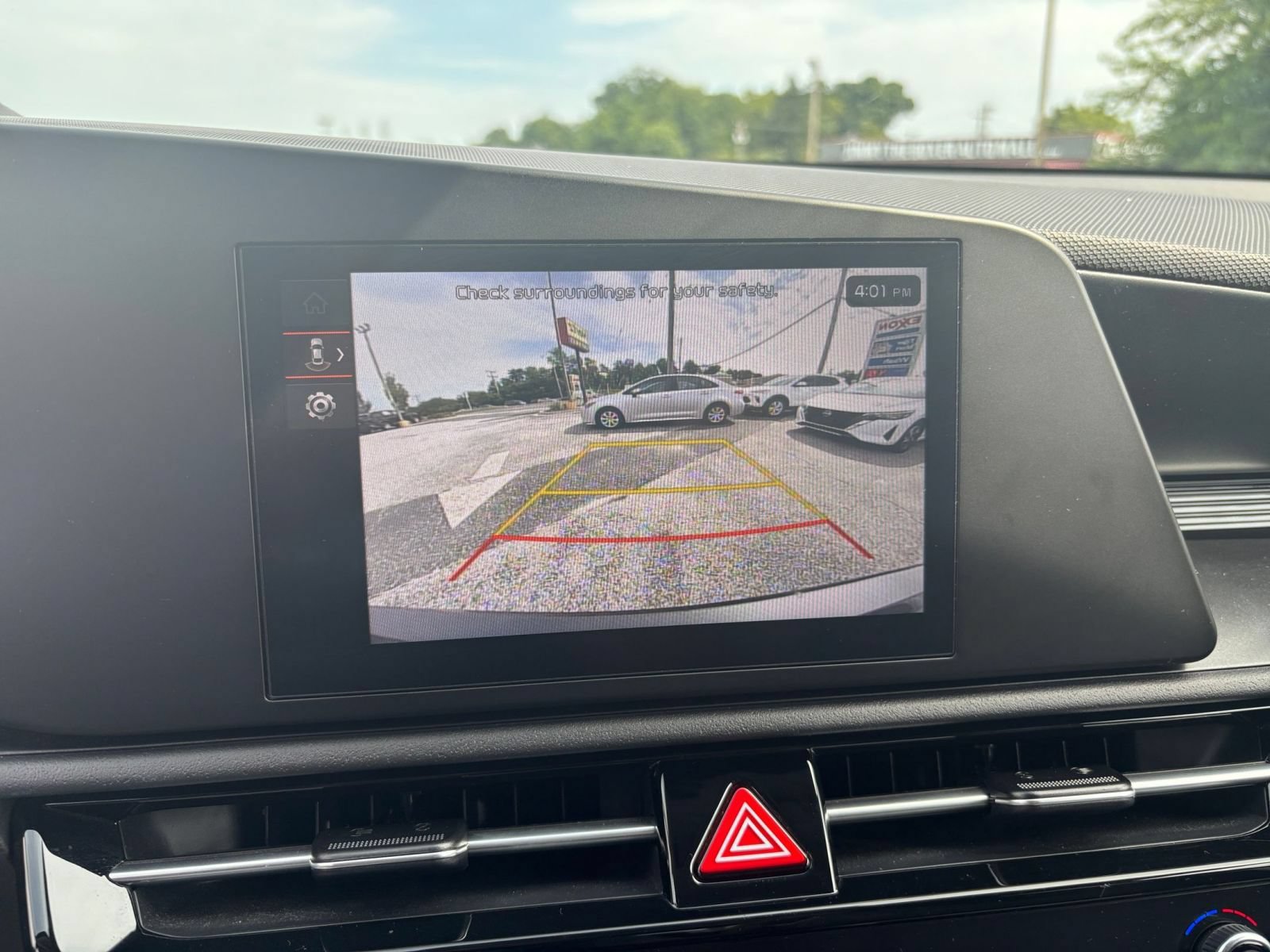 Used 2026 Kia Niro LX FWD image 22