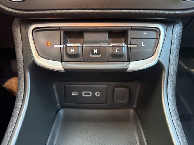 Used 2022 GMC Terrain SLE w/ Driver Convenience Package AWD/4WD image 15