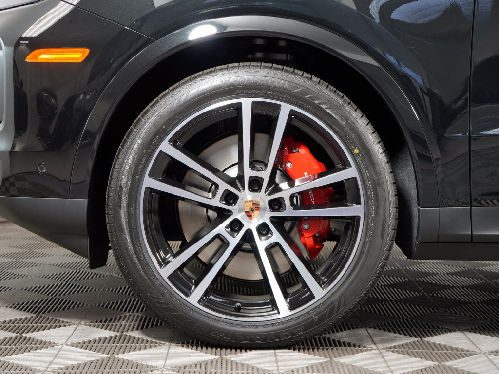 New 2027 Porsche Cayenne S AWD/4WD image 13
