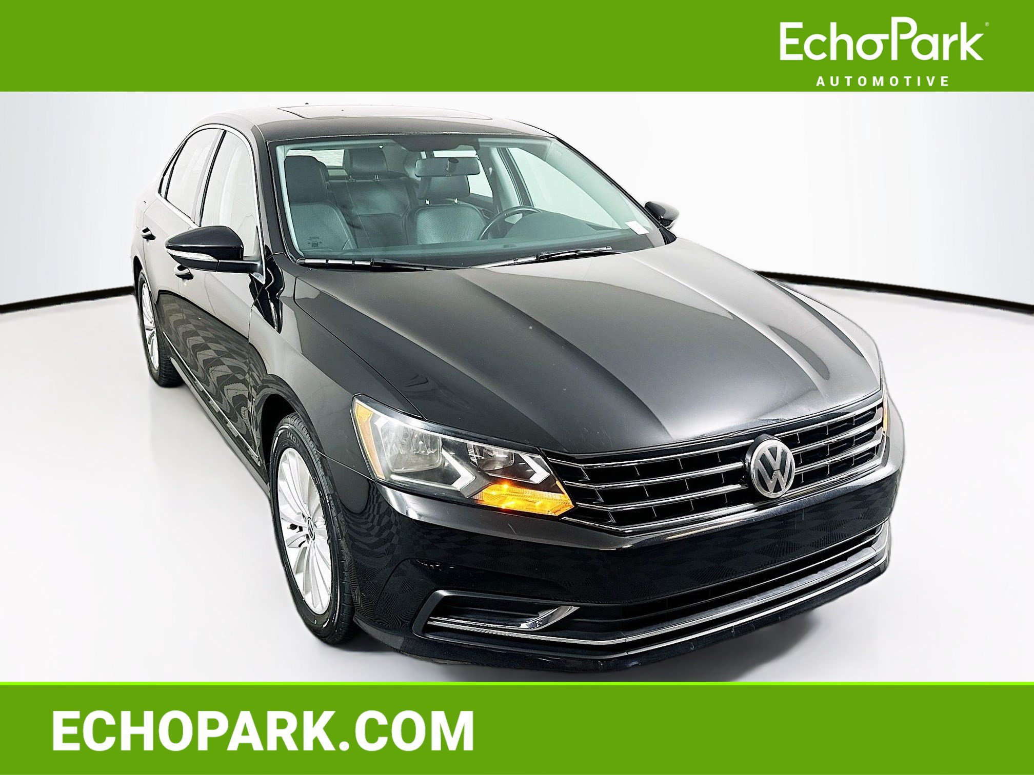 Used 2016 Volkswagen Passat 1.8T SE FWD image 1