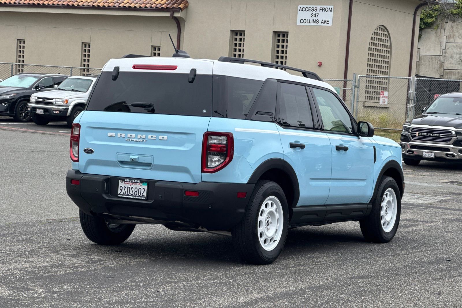 Certified 2025 Ford Bronco Sport Heritage w/ Convenience Package AWD/4WD image 4