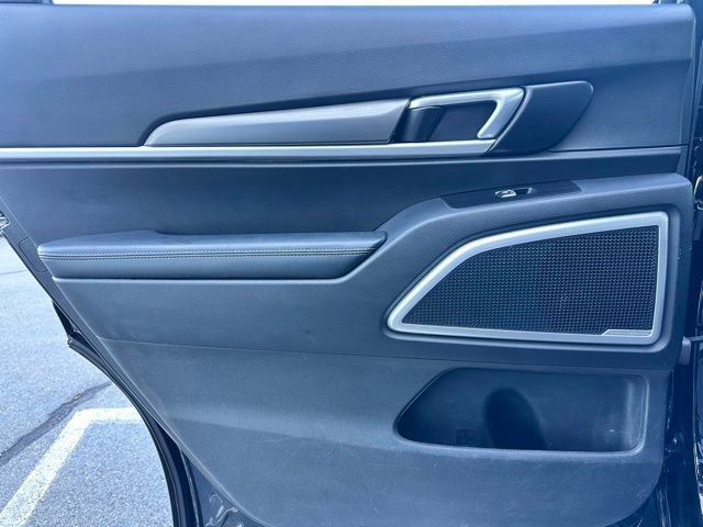 Used 2021 Kia Telluride LX image 22