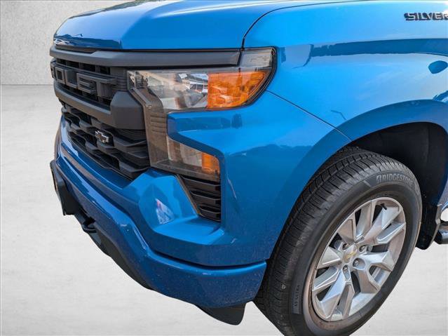 Used 2022 Chevrolet Silverado 1500 Custom w/ LPO, Dark Essentials Package AWD/4WD image 9