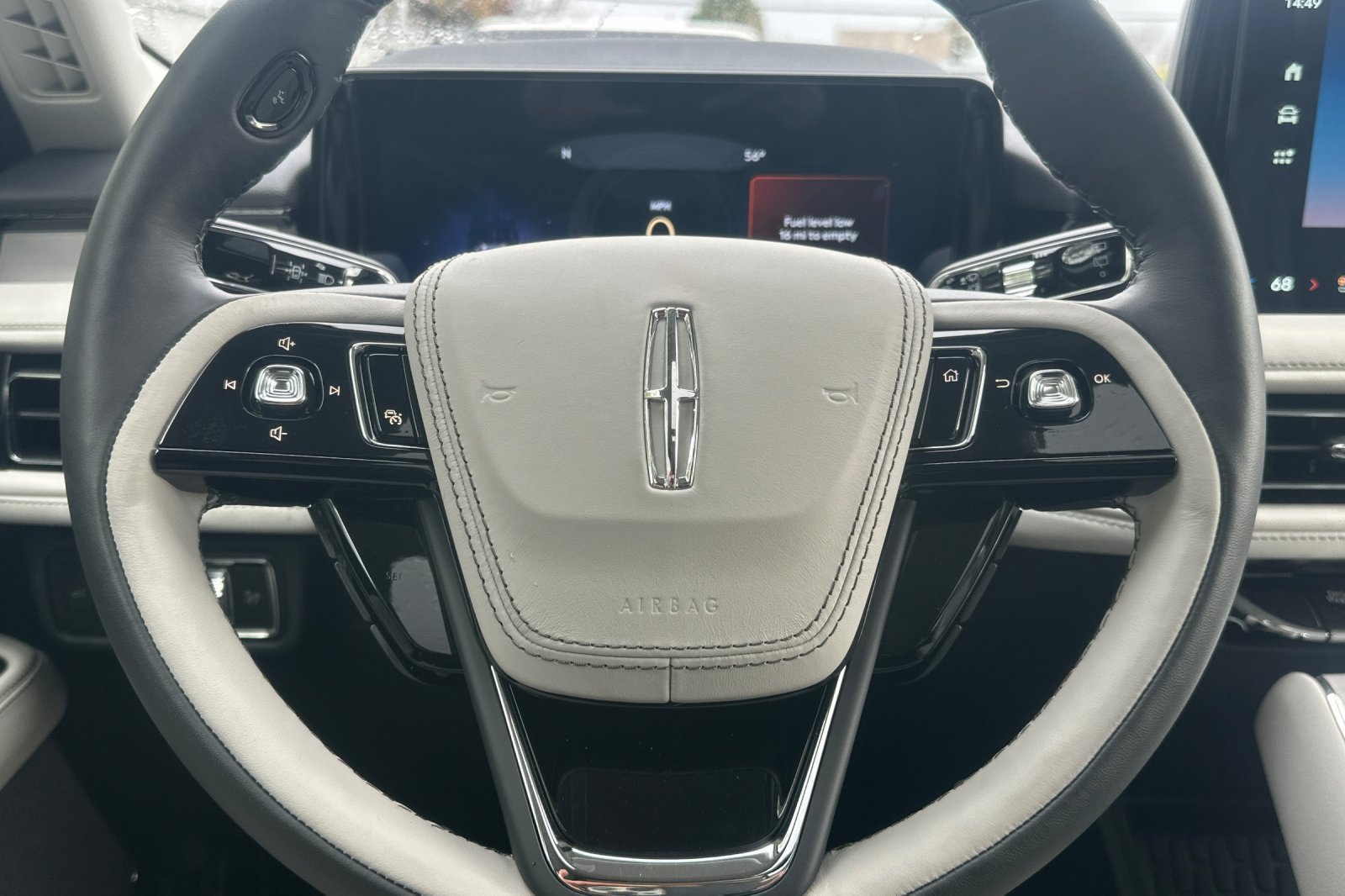 New 2026 Lincoln Aviator Reserve w/ Jet Appearance Package RWD image 22