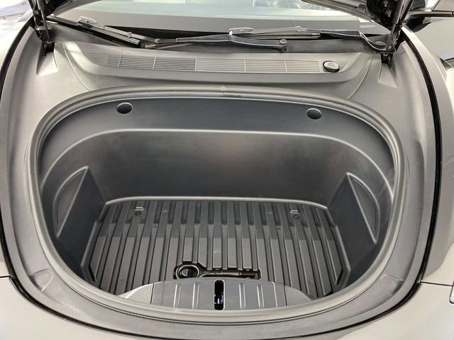 Used 2023 Tesla Model 3 Standard Range RWD image 29