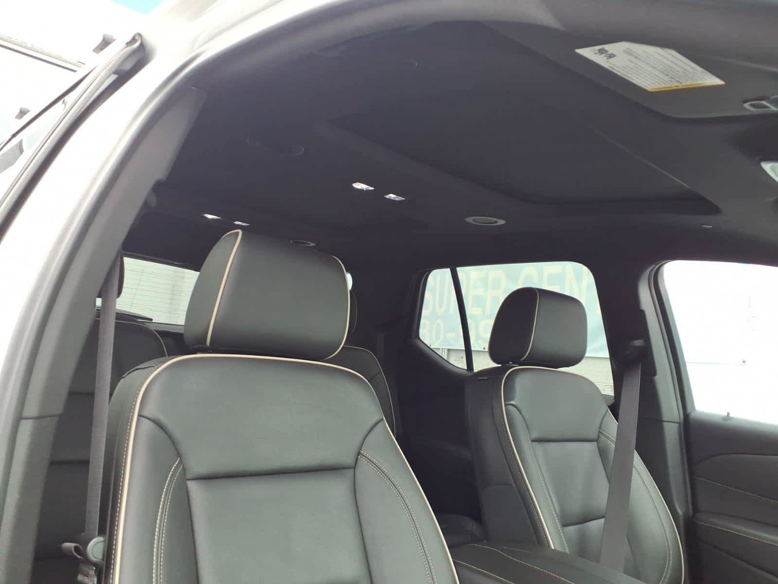Certified 2023 Chevrolet Traverse Premier w/ Redline Edition AWD/4WD image 23