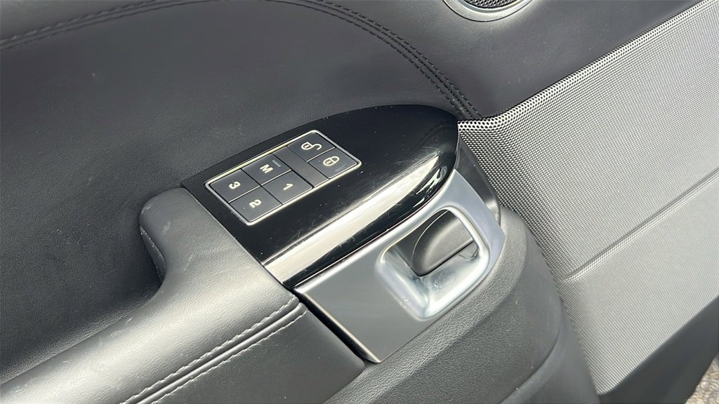 Used 2020 Land Rover Range Rover Sport HSE Dynamic image 11