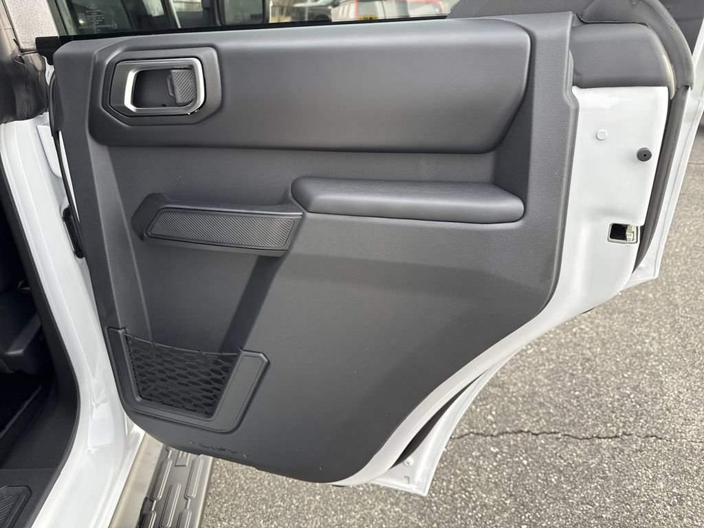 New 2025 Ford Bronco Outer Banks w/ Sasquatch Package image 17