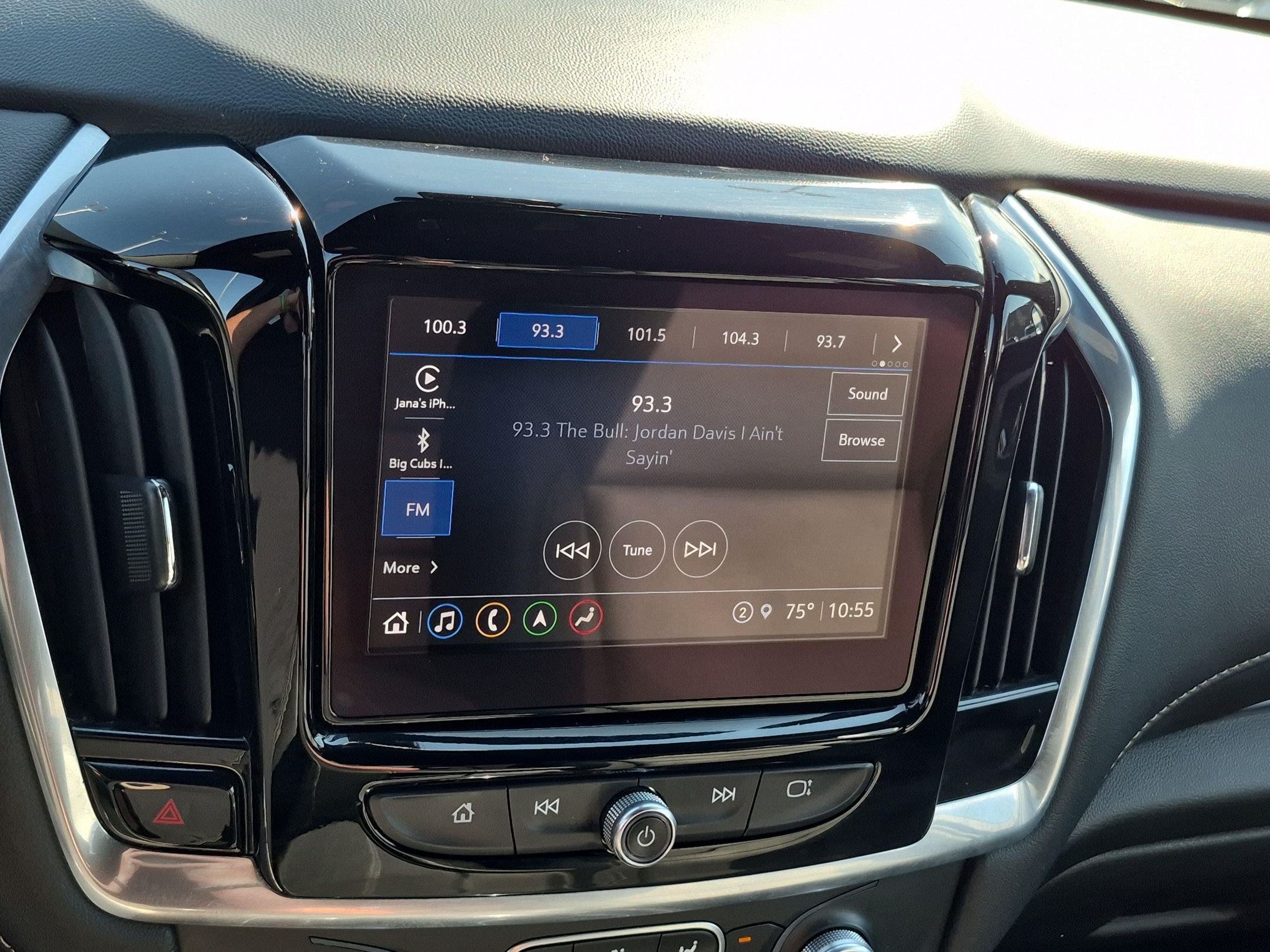 Used 2022 Chevrolet Traverse LT w/ LT Premium Package AWD/4WD image 22