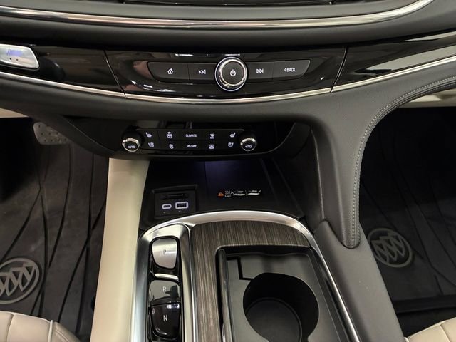 Used 2024 Buick Enclave Avenir w/ Avenir Technology Package image 21