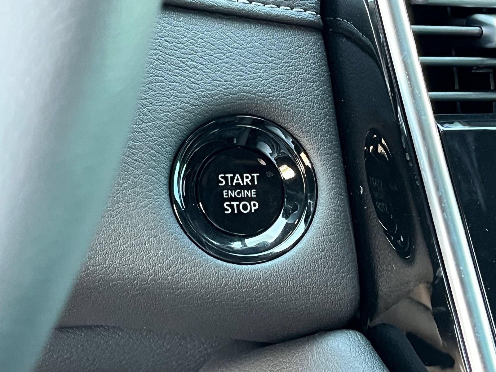 New 2026 Nissan Armada Platinum AWD/4WD image 22