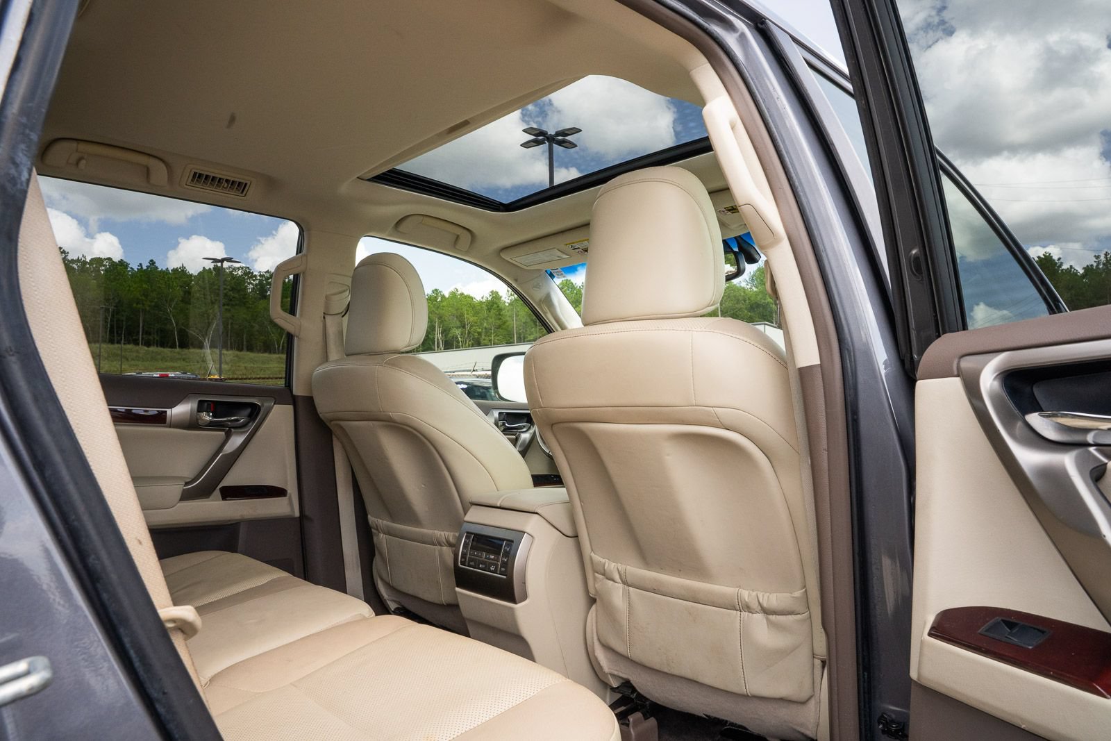 Used 2016 Lexus GX 460 w/ Premium Package AWD/4WD image 15