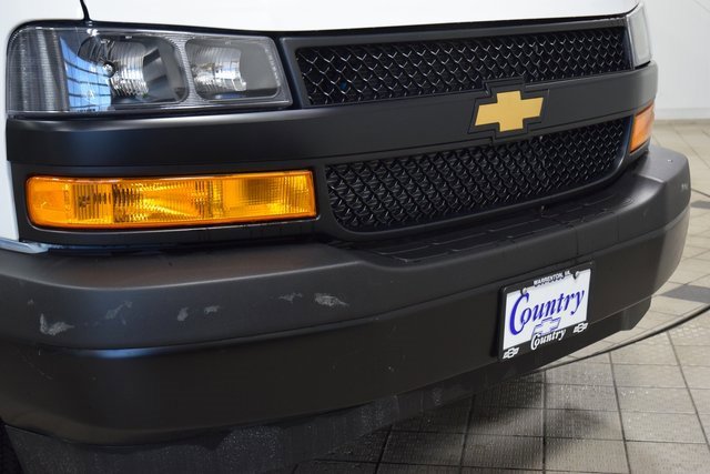 Used 2025 Chevrolet Express 2500 Work Van w/ Communications Package image 8