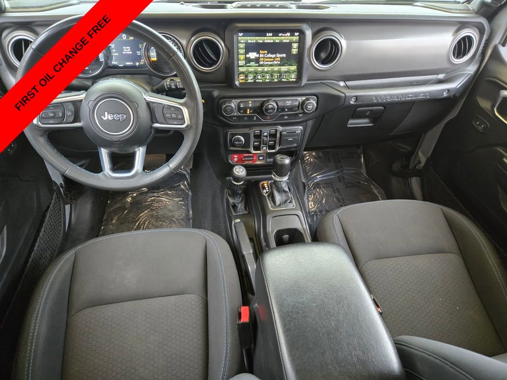 Used 2023 Jeep Wrangler Unlimited Rubicon 4xe w/ Cold Weather Group AWD/4WD image 18