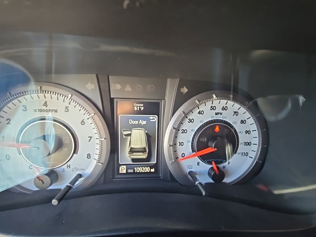 Used 2016 Toyota Sienna SE image 15