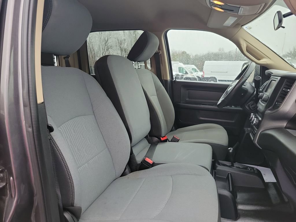 Used 2020 RAM 5500 Tradesman w/ Chrome Appearance Group image 17