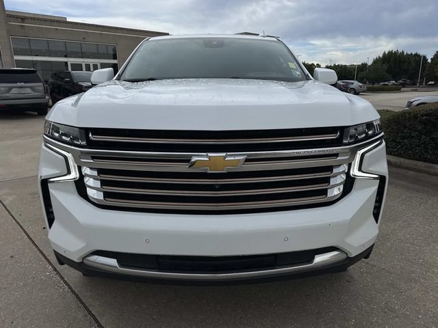Used 2023 Chevrolet Suburban High Country AWD/4WD image 2