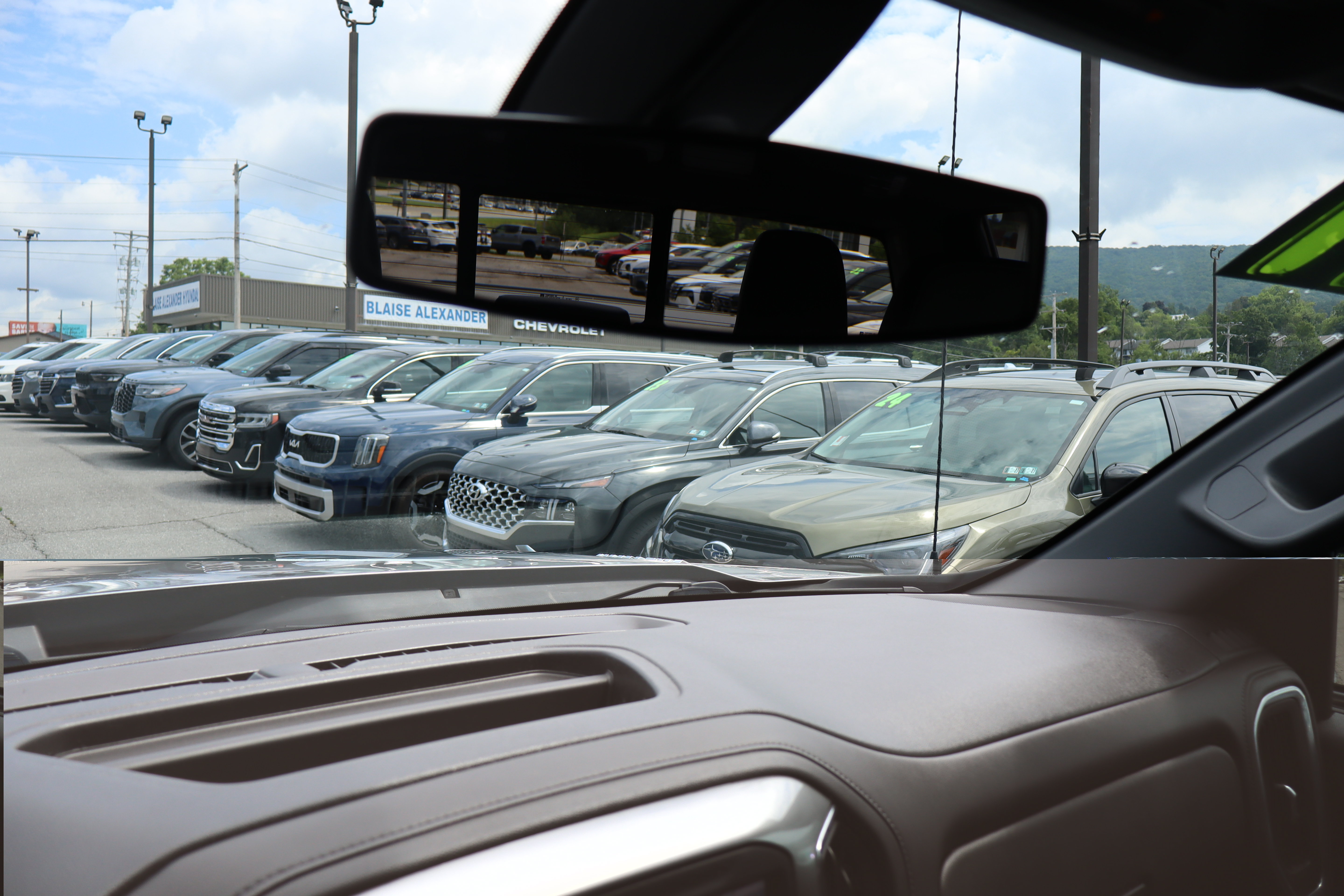Used 2021 Chevrolet Silverado 1500 RST AWD/4WD image 25