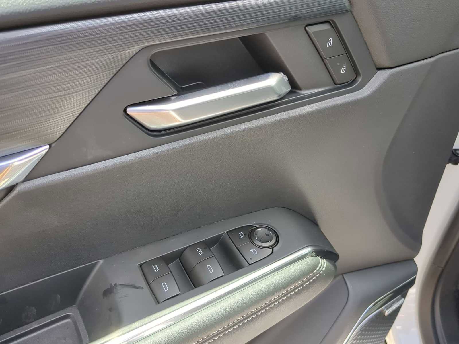 New 2025 GMC Acadia Elevation w/ Black Edition image 12