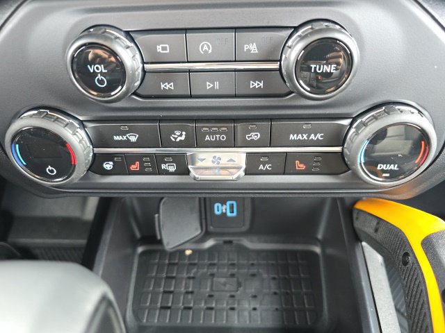 Used 2024 Ford Bronco Badlands AWD/4WD image 16