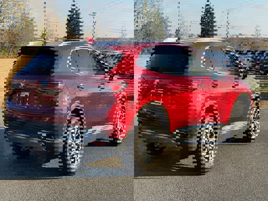 Used 2023 Buick Envision Essence image 5