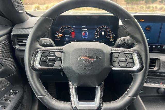 Used 2025 Ford Mustang Convertible RWD image 30