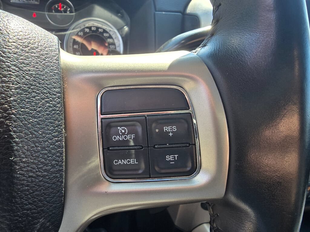 Used 2018 RAM 3500 Laramie AWD/4WD image 7