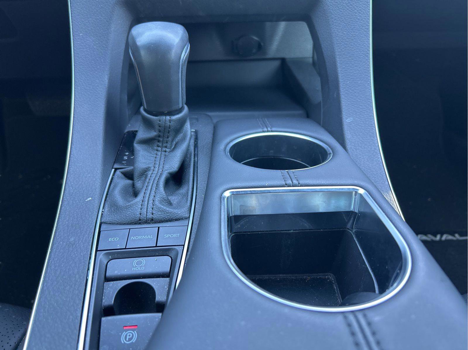 Used 2022 Toyota Avalon Limited w/ Advanced Safety Package image 32