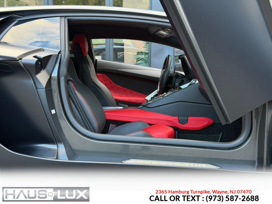 Used 2018 Lamborghini Aventador S AWD/4WD image 28