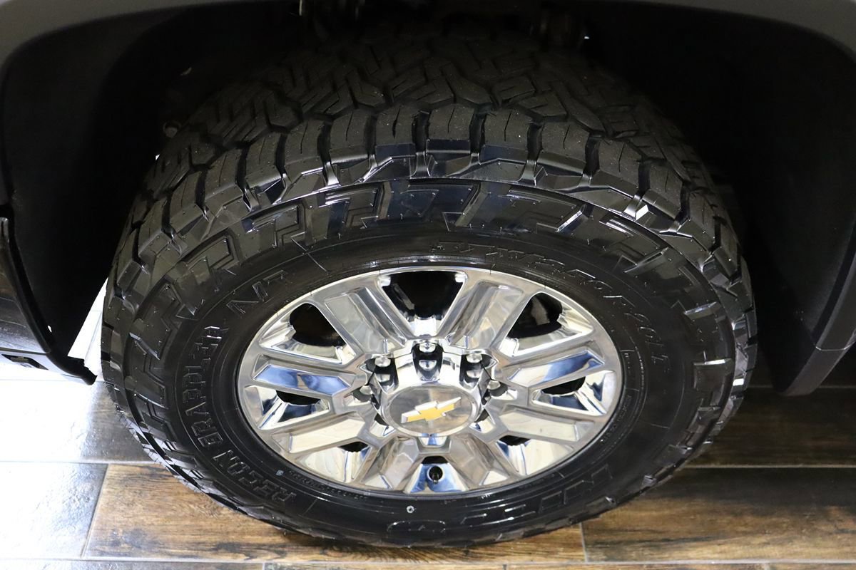 Used 2024 Chevrolet Silverado 2500 High Country w/ High Country Premium Package AWD/4WD image 43