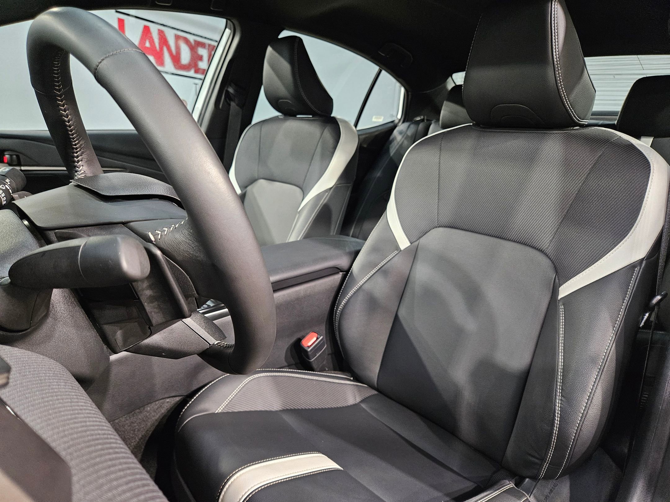 Certified 2025 Toyota Camry SE image 24