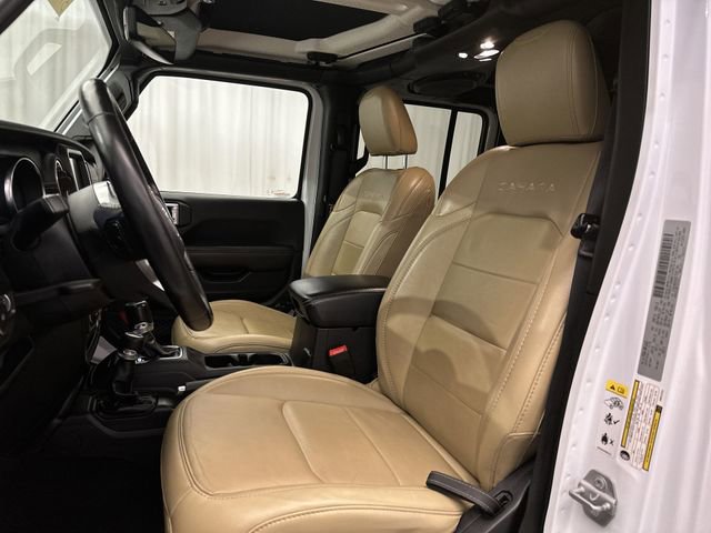 Used 2019 Jeep Wrangler Unlimited Sahara AWD/4WD image 17