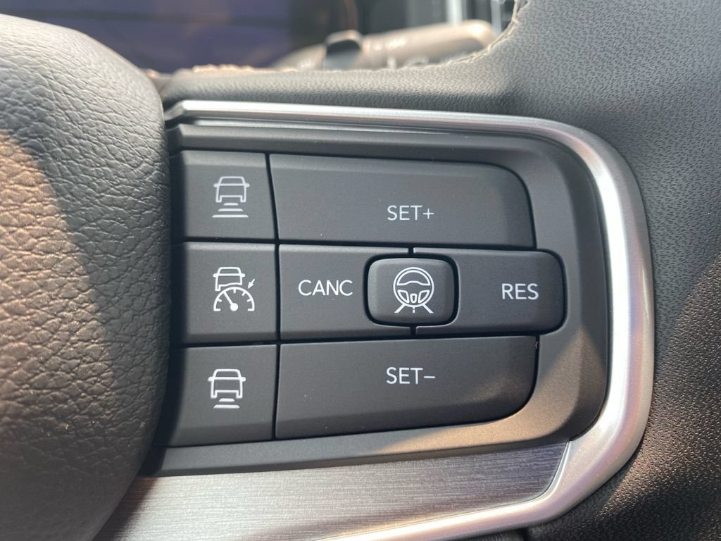 New 2026 Jeep Grand Wagoneer L Limited AWD/4WD image 20