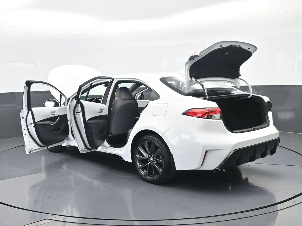 Used 2024 Toyota Corolla SE image 69