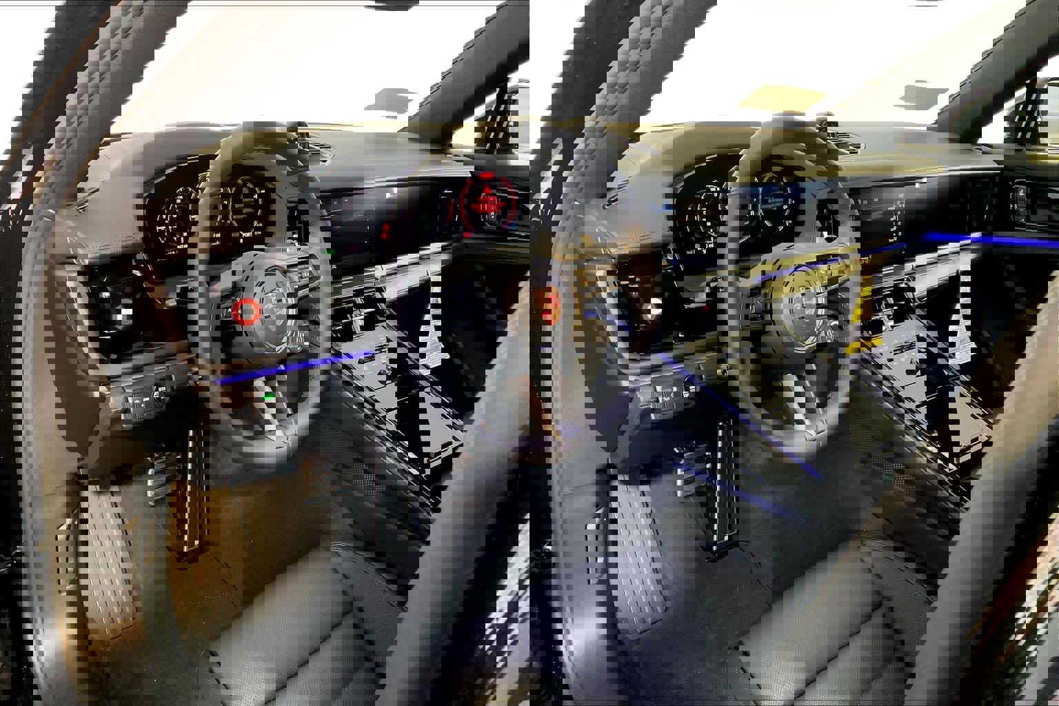 New 2026 Porsche Panamera 4 image 4