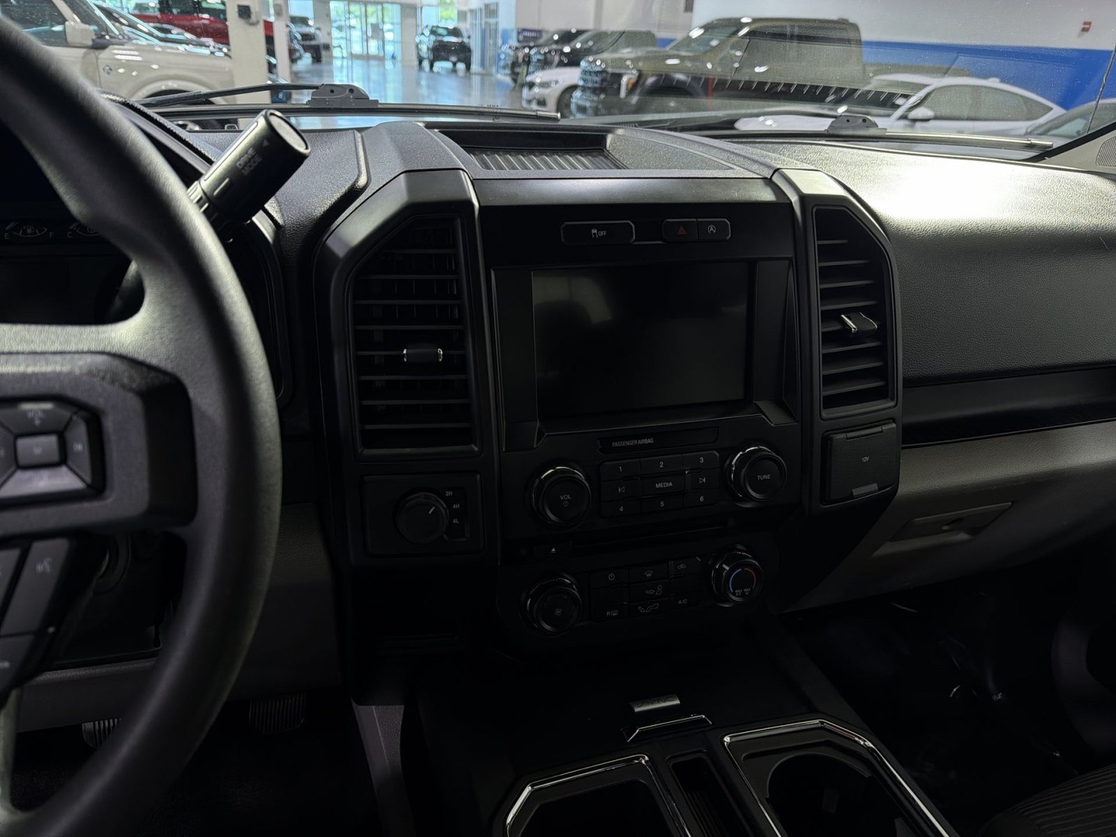 Used 2018 Ford F150 XL w/ Equipment Group 101A Mid AWD/4WD image 19