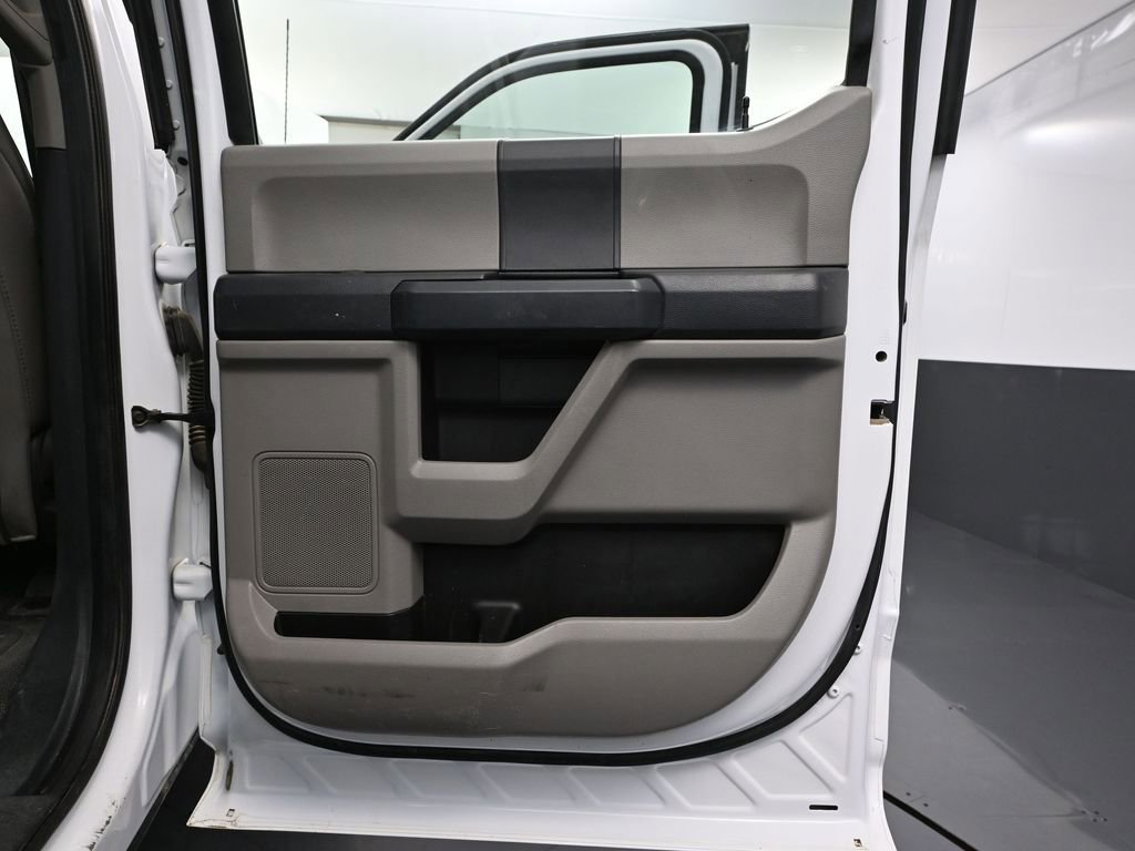 Used 2022 Ford F250 XL w/ Power Equipment Group image 42
